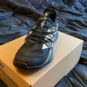 Adidas Terrex voyager Size men’s 7